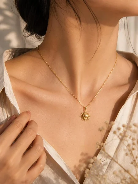 Everyday Gold Gift — Shreeji Jewellery Everyday Gold Gift — Shreeji Jewellery