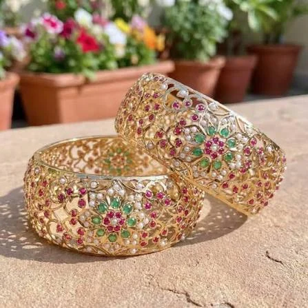 Bangles collection — Shreeji Jewellery Bangles collection — Shreeji Jewellery