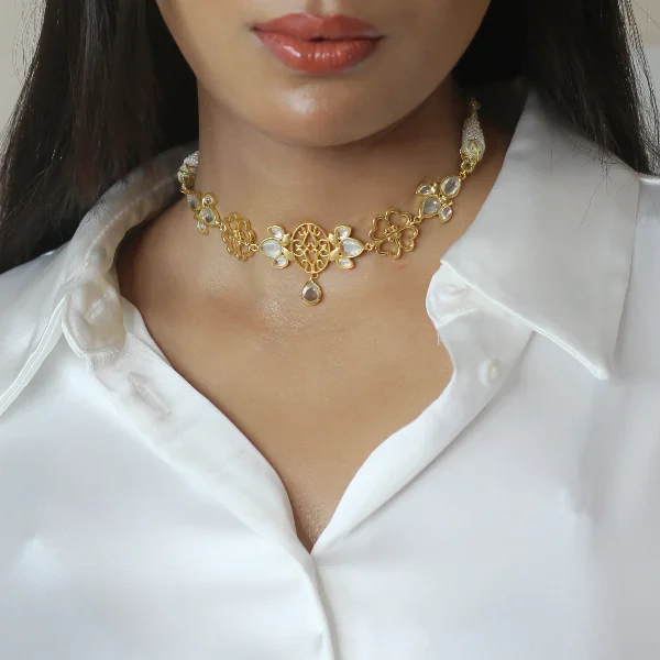 Sculpture Gold Necklace — Shreeji Jewellery Sculpture Gold Necklace — Shreeji Jewellery